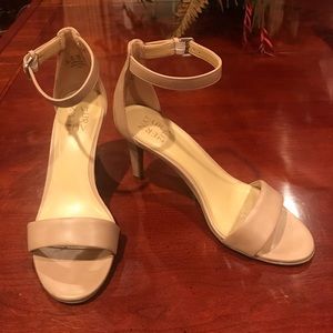 Comfortable heels for everyday!